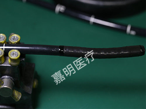 橡皮涂膠